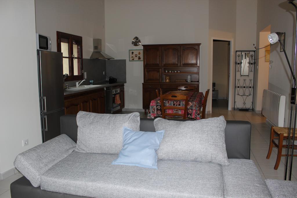Le Pailler De La Planque Apartment Camplong Bilik gambar
